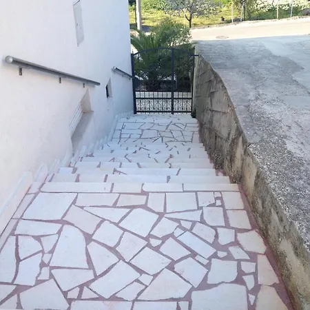 Holiday home Smokvica *